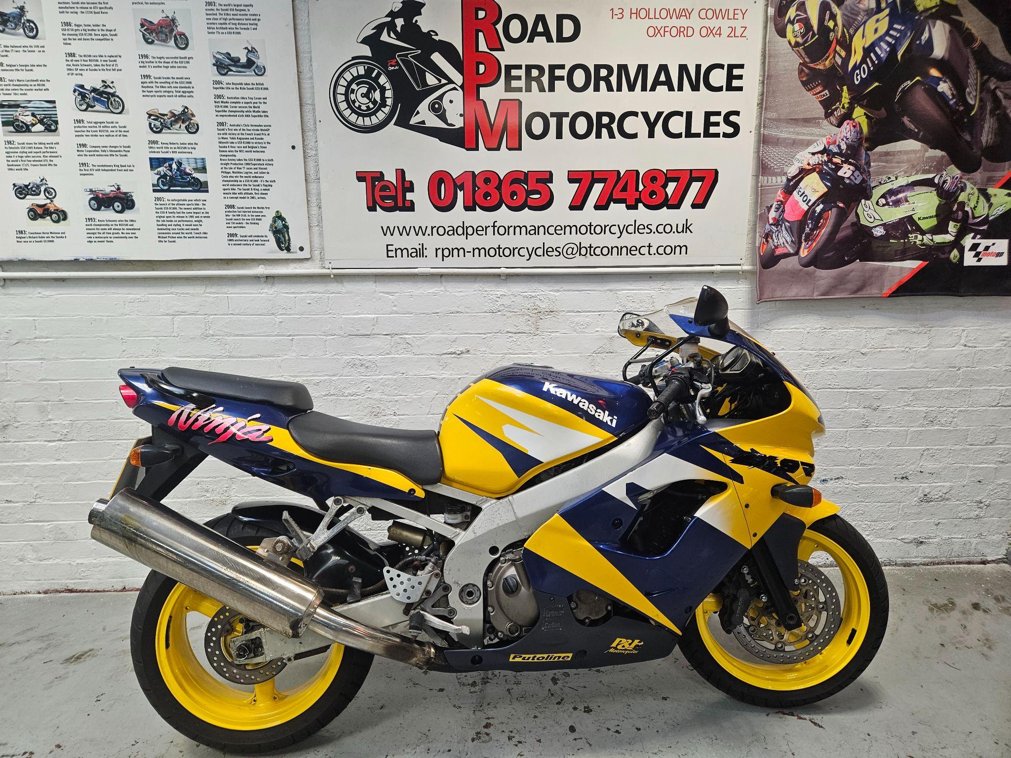Kawasaki ZX-9R bikes for sale | AutoTrader Bikes Kawasaki ZX-9R bikes for sale | AutoTrader Bikes